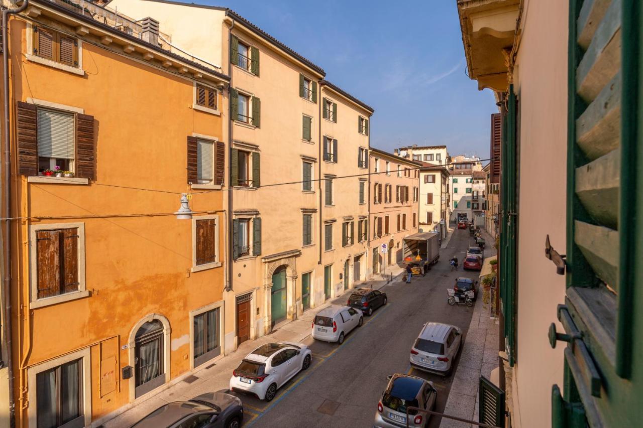 The Cozy Loft, Un Angolo Alla Moda Nel Cuore Di Verona Buitenkant foto