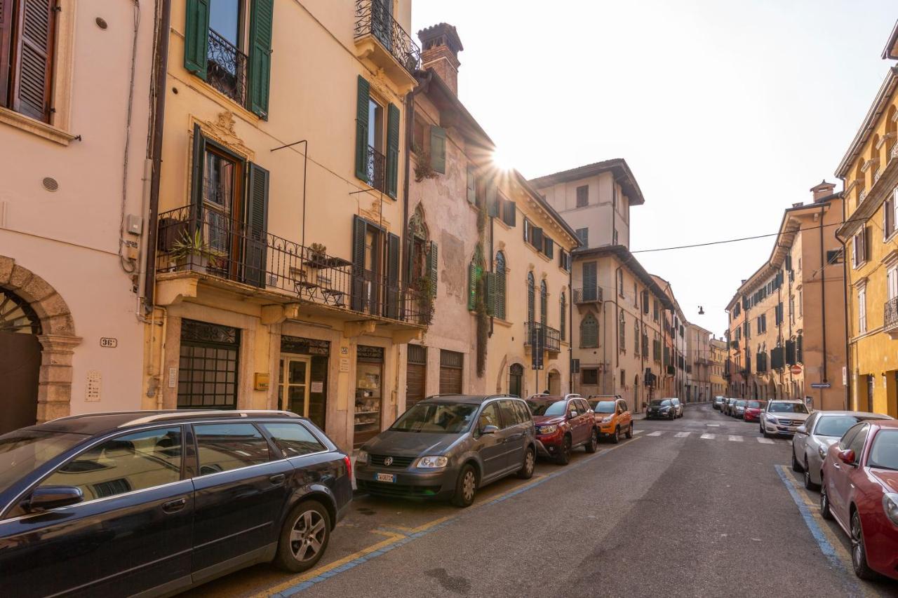 The Cozy Loft, Un Angolo Alla Moda Nel Cuore Di Verona Buitenkant foto